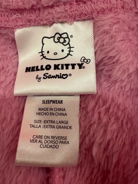 🎀Hello Kitty And Bratz Shorts Bundle🎀 - Picture 3 of 4